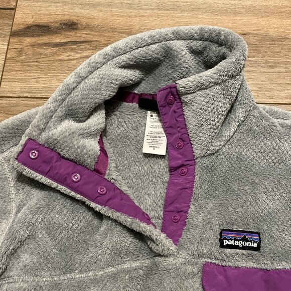 Women's Patagonia Snap T Fleece Jacket SZ Medium Gray Purple Pullover Logo - Picture 8 of 13